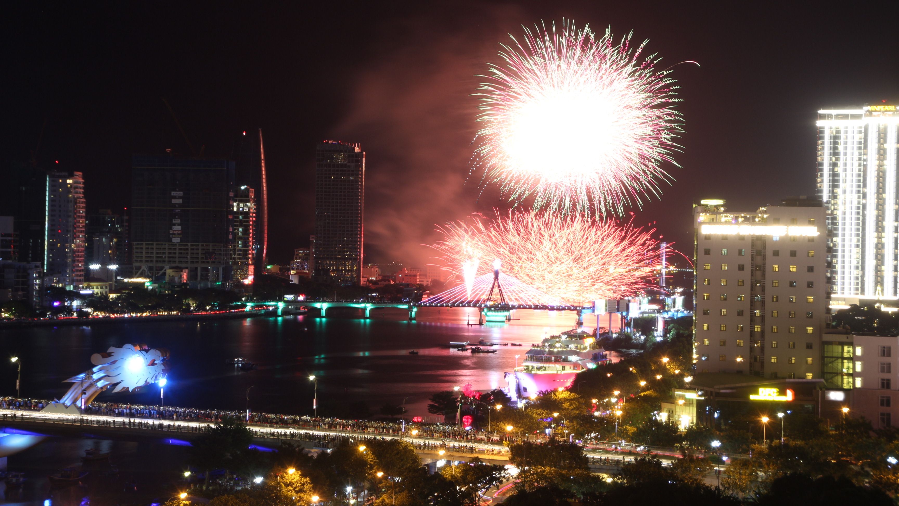 COMBO ĐÀ NẴNG 3N2D 5SAO MƯỜNG THANH LUXURY