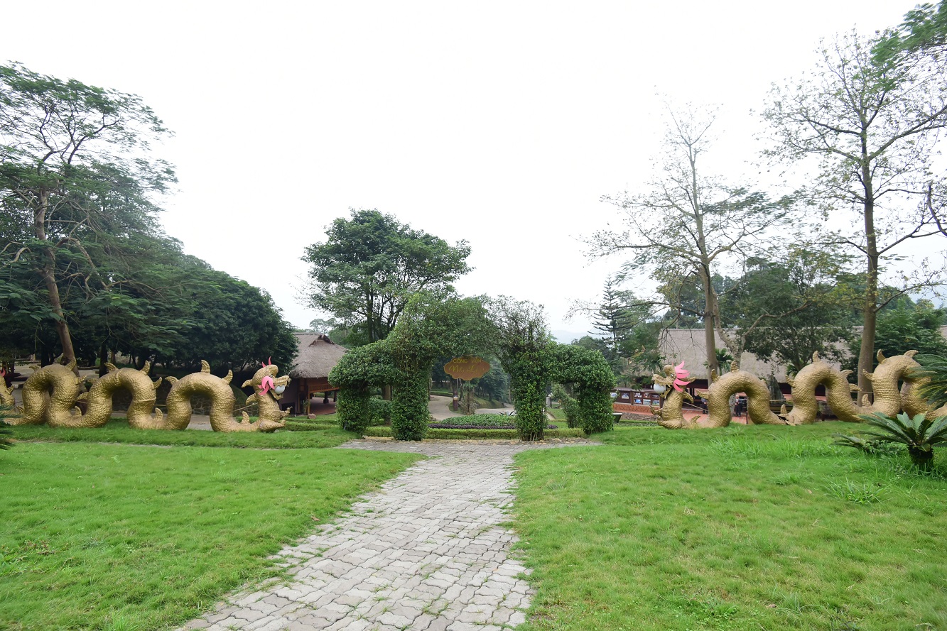 Tour du lịch Hanoi Paragon Hill 1 Ngày Giá rẻ