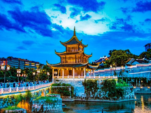 QUÝ DƯƠNG - THẬP LÝ ĐÀO HOA BÌNH BÁ - THANH NAM CỔ TRẤN - GIA TÚ LẦU - CHÙA TÂY PHỔ ĐÀ -NAM NINH 4N3D