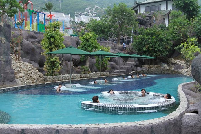 TOUR TẮM SUỐI KHOÁNG NÓNG – NÚI THẦN TÀI ĐÀ NẴNG (1 NGÀY)