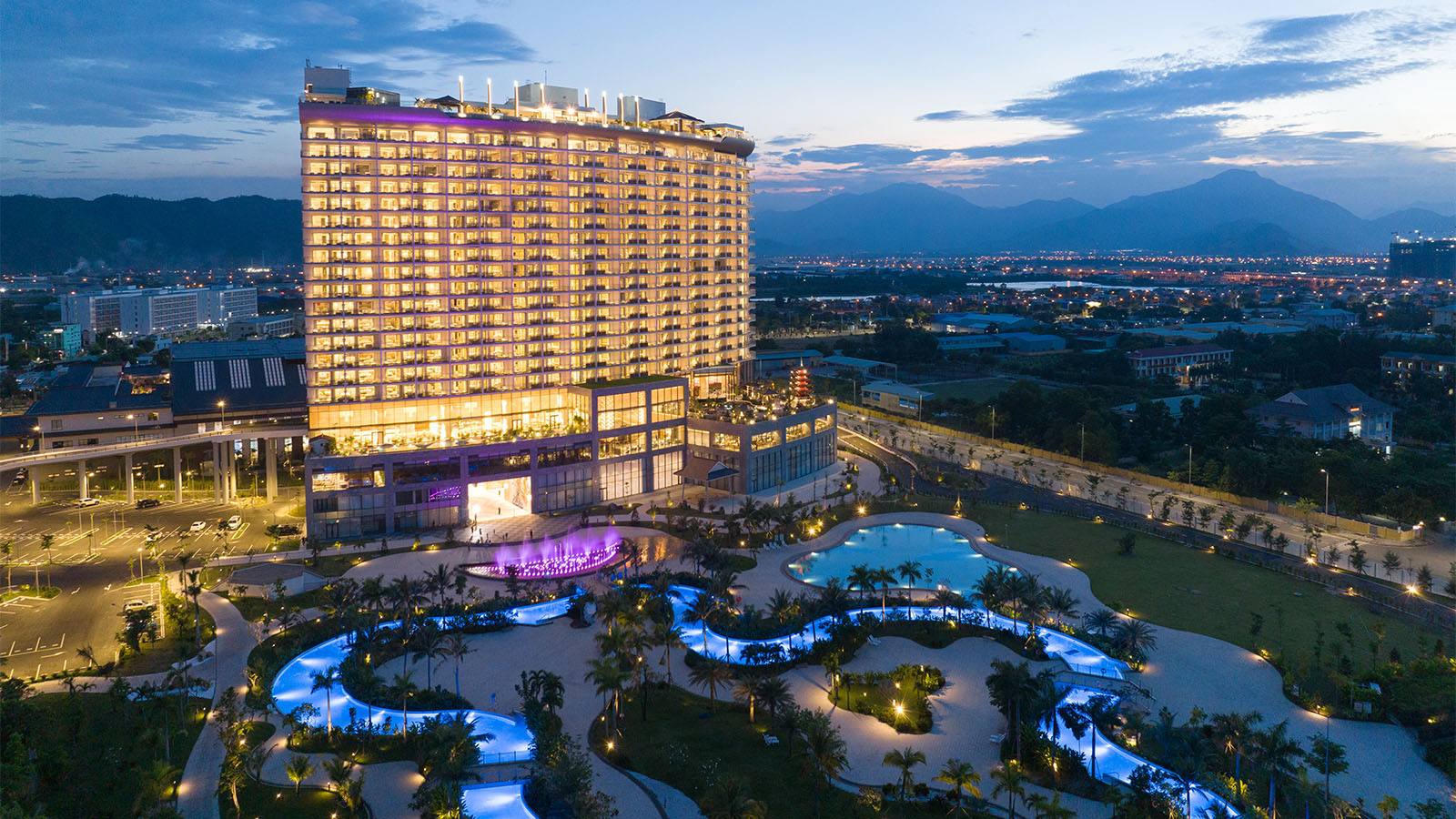 COMBO ĐÀ NẴNG 3N2D 4SAO