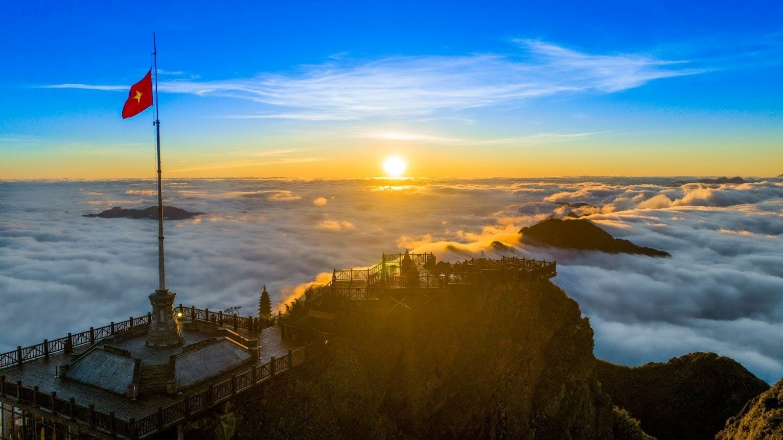 SAPA - MOANA - FANSIPAN- BẢN CÁT CÁT KHÁM PHÁ MẢNH ĐẤT ĐỊA ĐẦU Y TÝ - LŨNG PÔ 4N3D