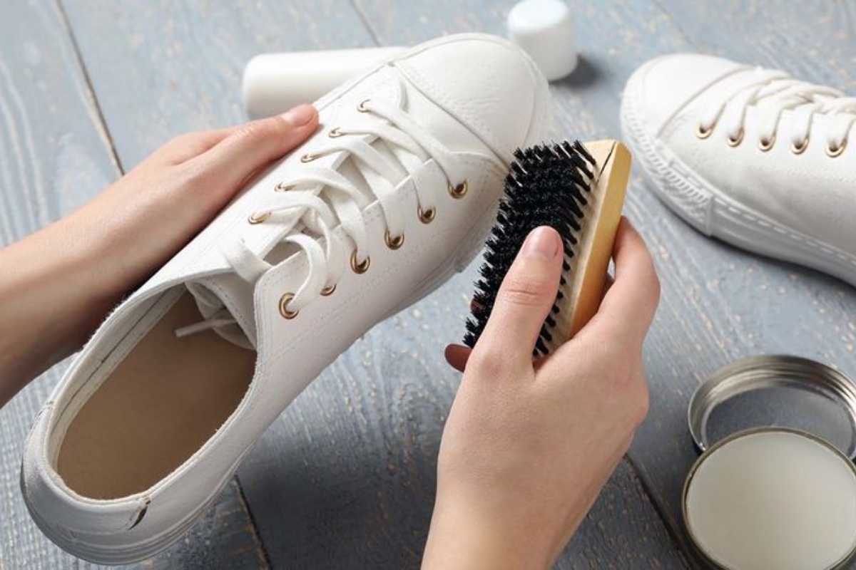 Cách giặt giày trắng 1
