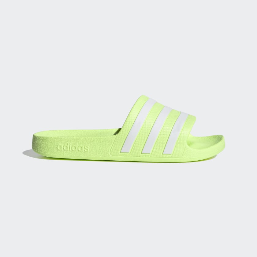 dep-quai-ngang-adidas-adilette-aqua-hi-res-yellow-fy8105-hang-chinh-hang