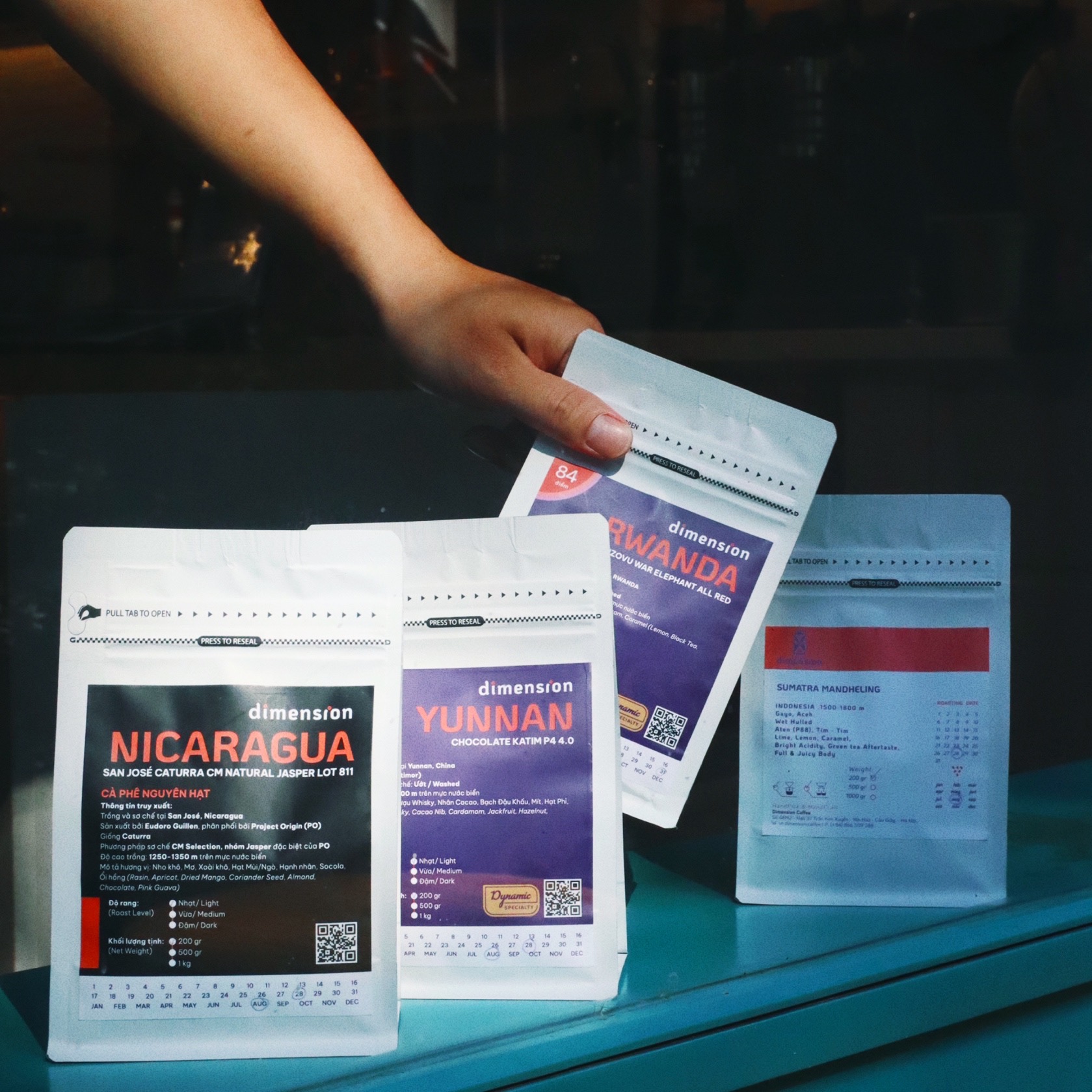 dimesion coffee moment