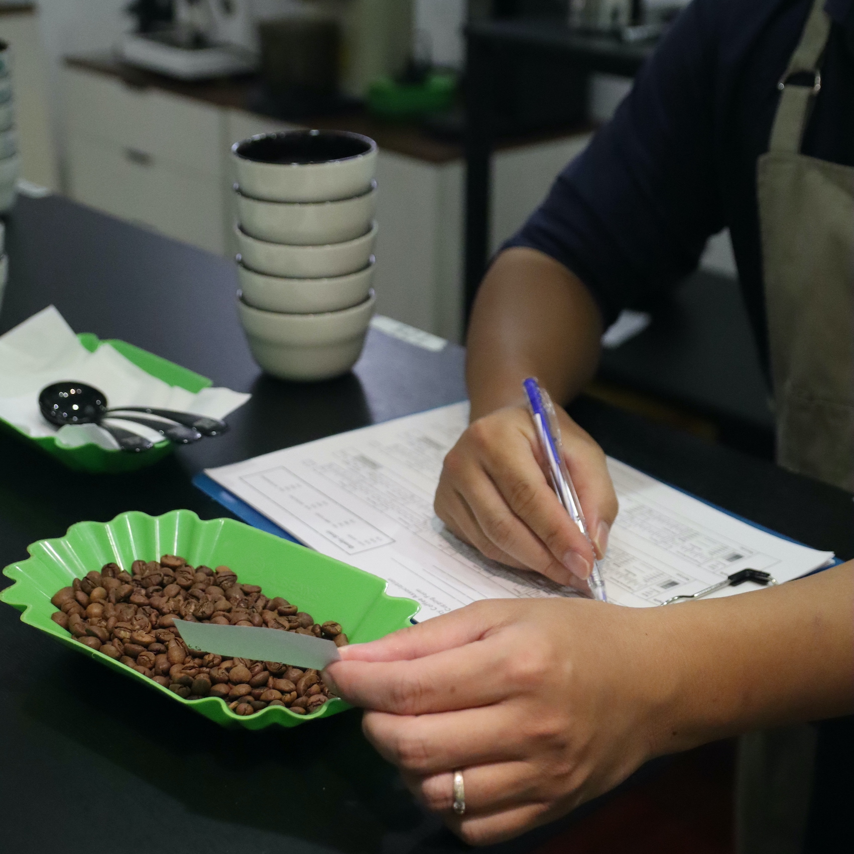 dimesion coffee moment