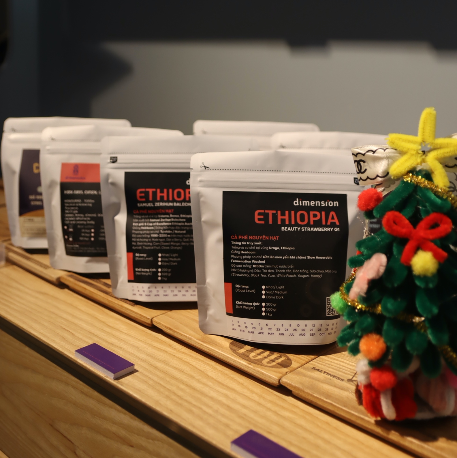 dimesion coffee moment