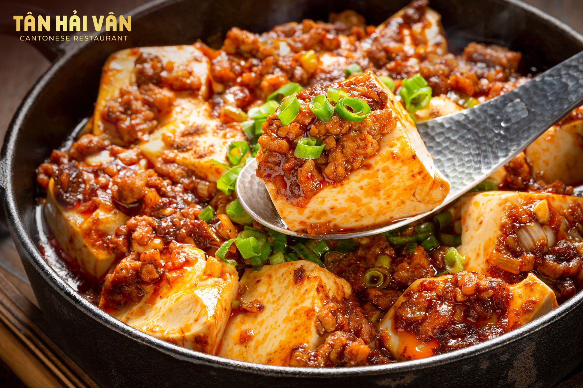 nha-hang-tan-hai-van