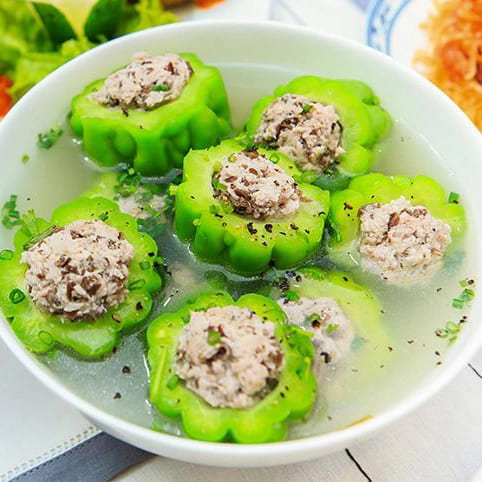 Mẹo nấu canh khổ qua thịt bằm không bị đắng