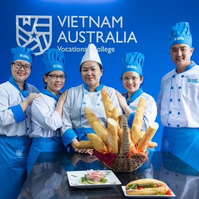 TẠI SAO BẠN NÊN CHỌN HỌC LÀM BÁNH?