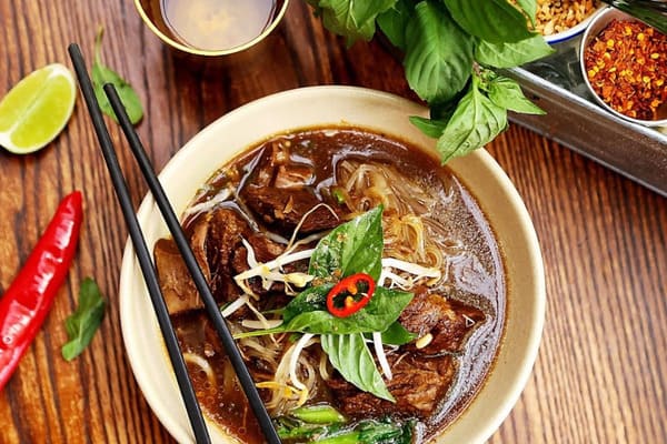 Guay Teow Ruer - món nước đặc sắc của Thái Street Food