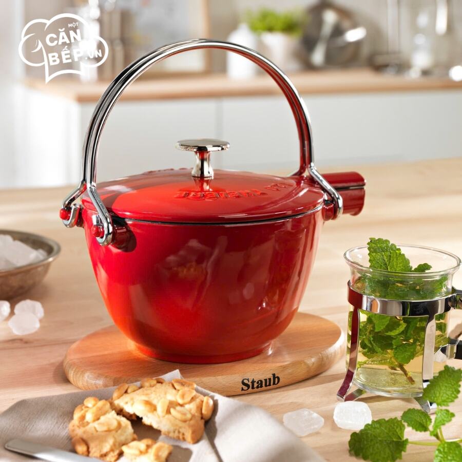 Lưu ý vệ sinh và sử dụng Ấm trà STAUB màu đỏ cherry