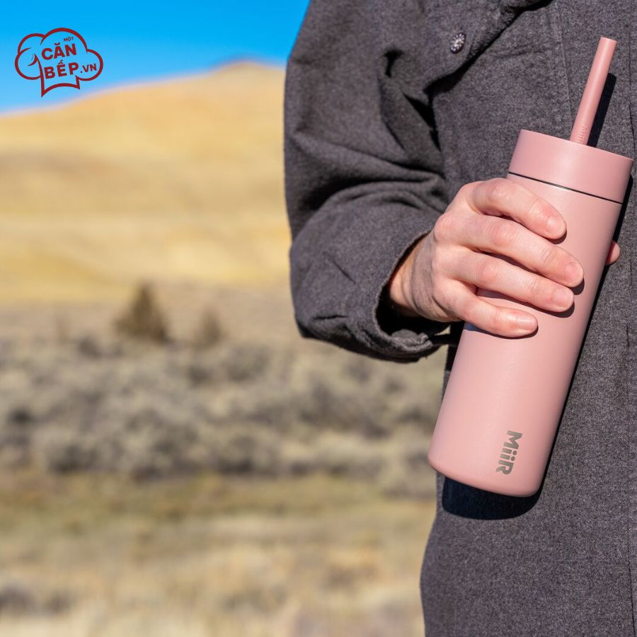 Sử dụng bình giữ nhiệt Sipper Straw MiiR 473ml đúng cách