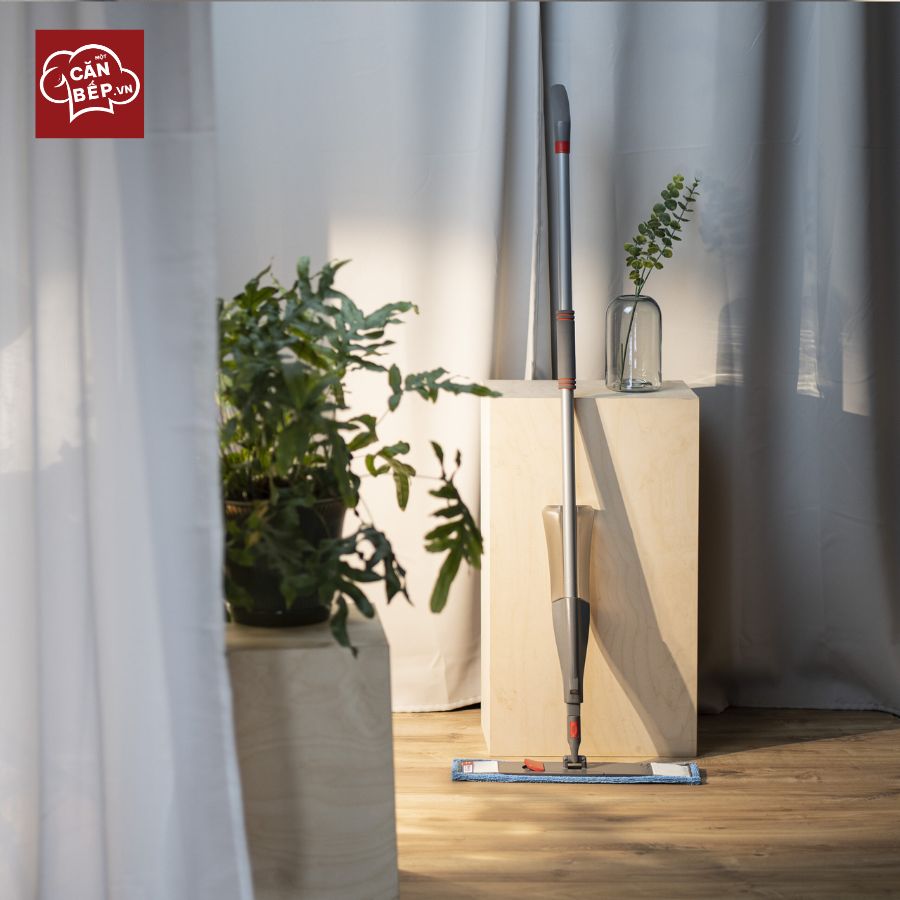 Lưu ý vệ sinh và sử dụng Bộ dụng cụ lau sàn có xịt thông minh 3 món