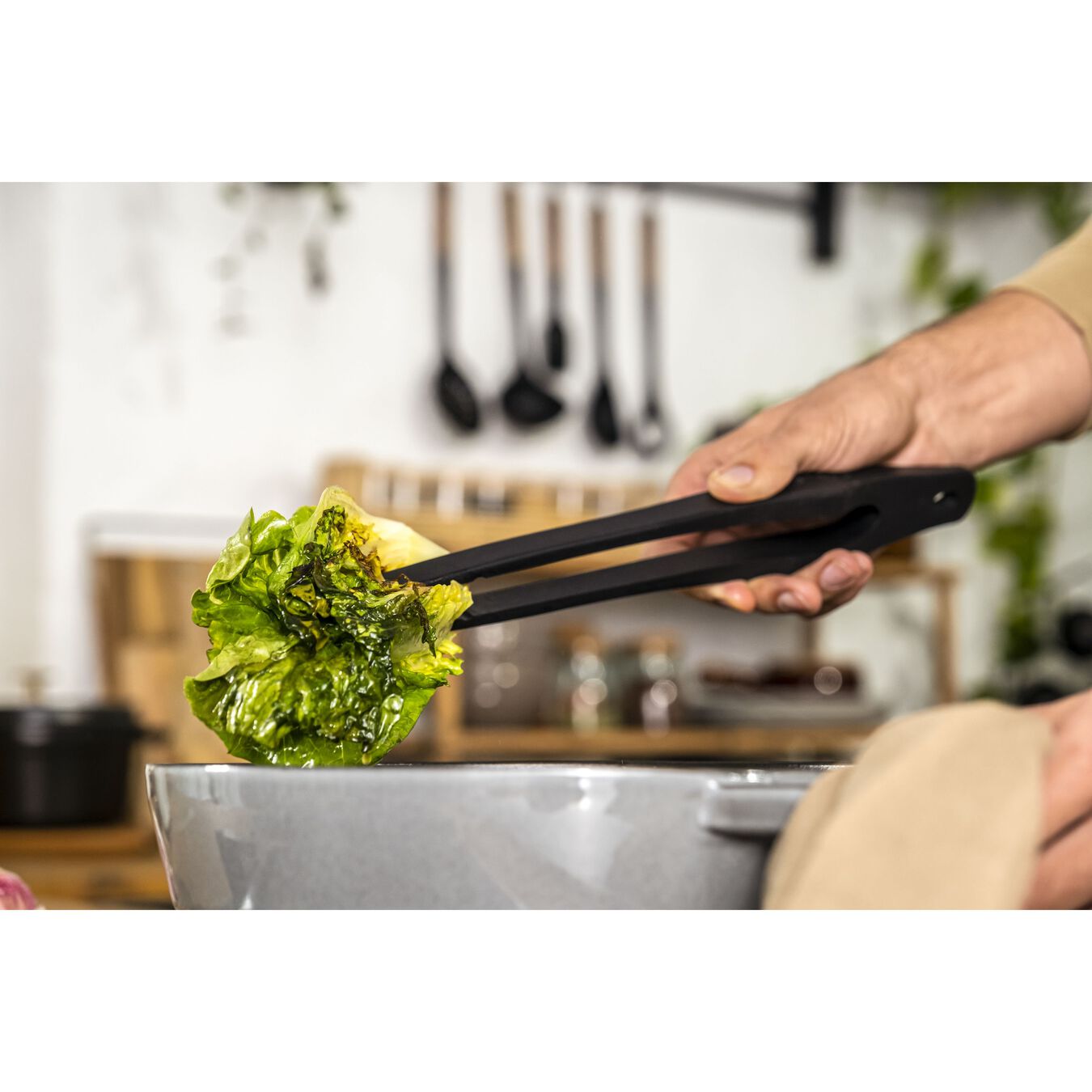 Gắp thức ăn silicon Staub - 31cm