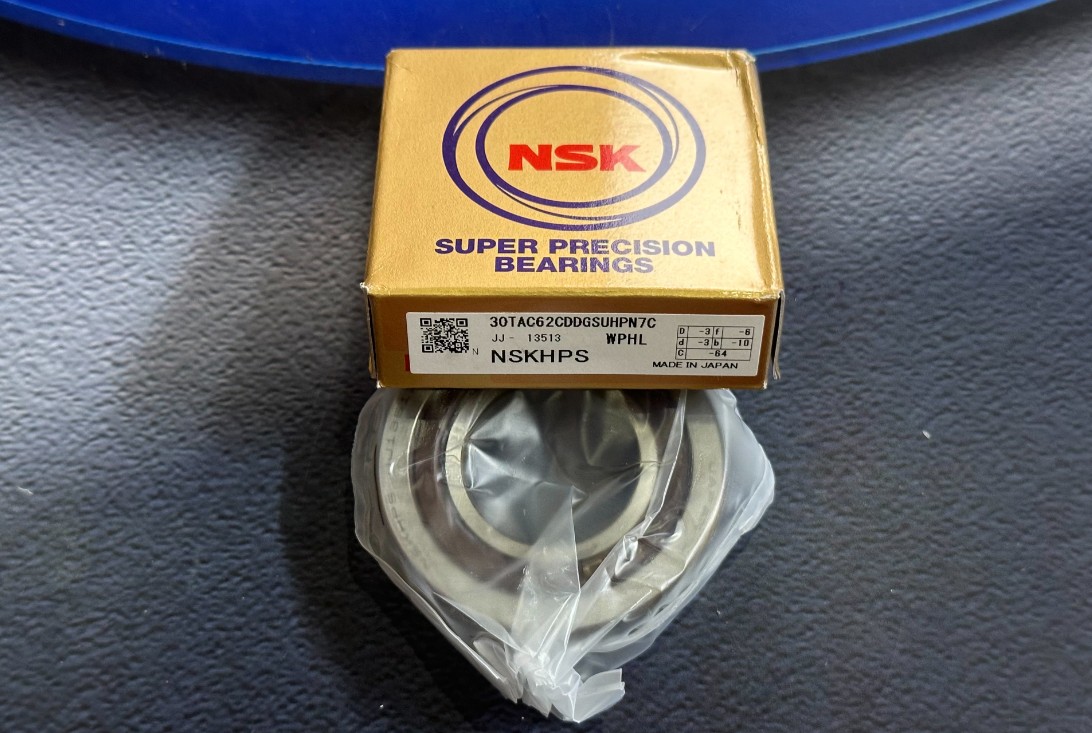 Vòng bi 30TAC62CDDGSUHPN7C NSK