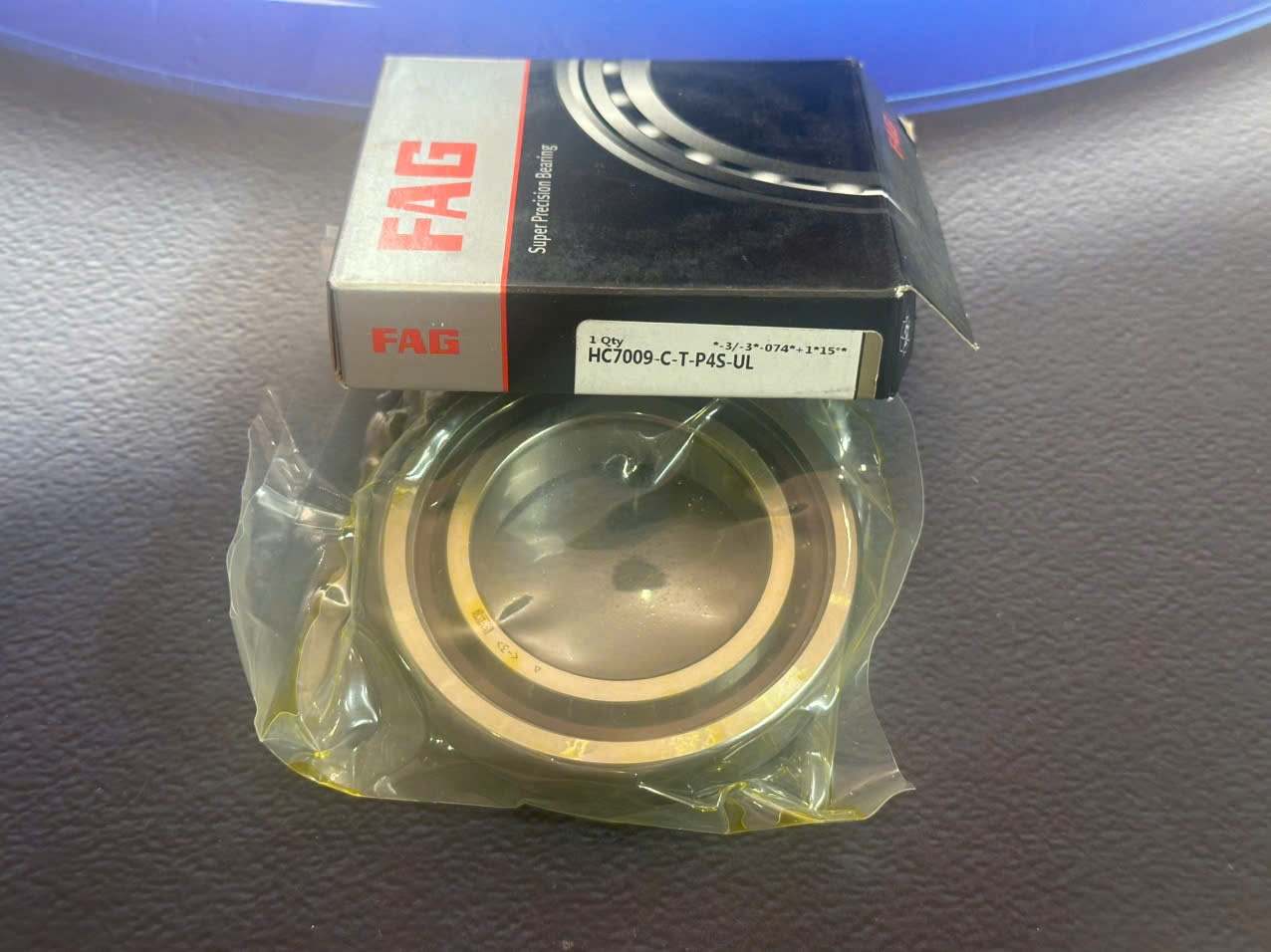 Vòng bi HC7009-C-T-P4S-UL FAG