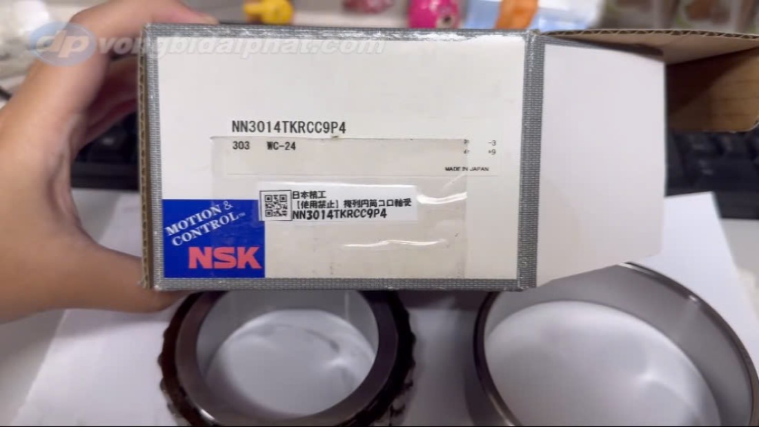 Vòng bi NN3014TKRCC9P4 NSK