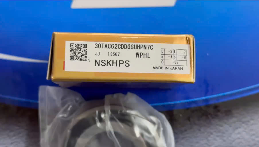 Vòng bi 30TAC62CDDGSUHPN7C NSK