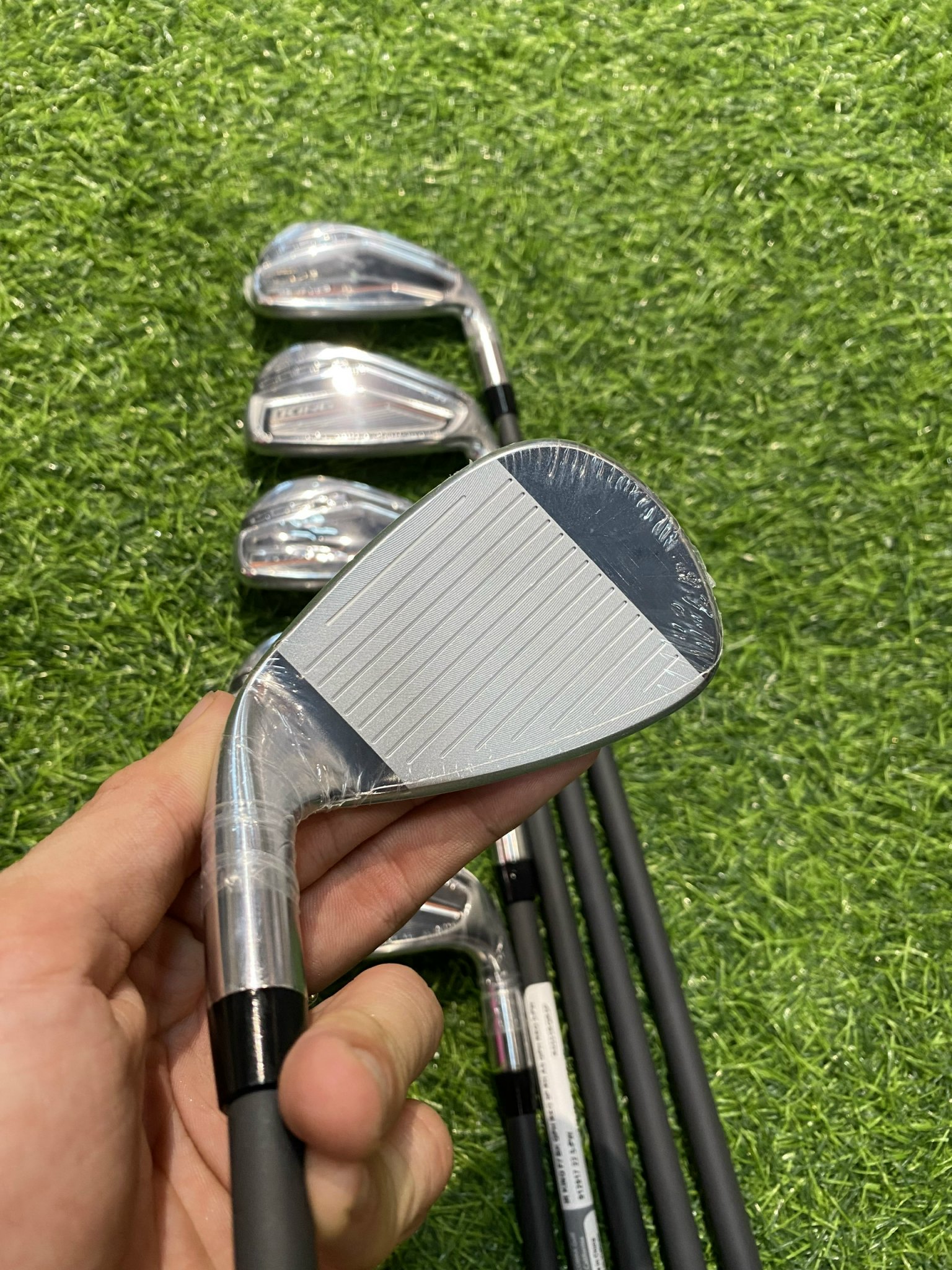 Bộ sắt Cobra KingF7 5-9P New Cán Mềm R