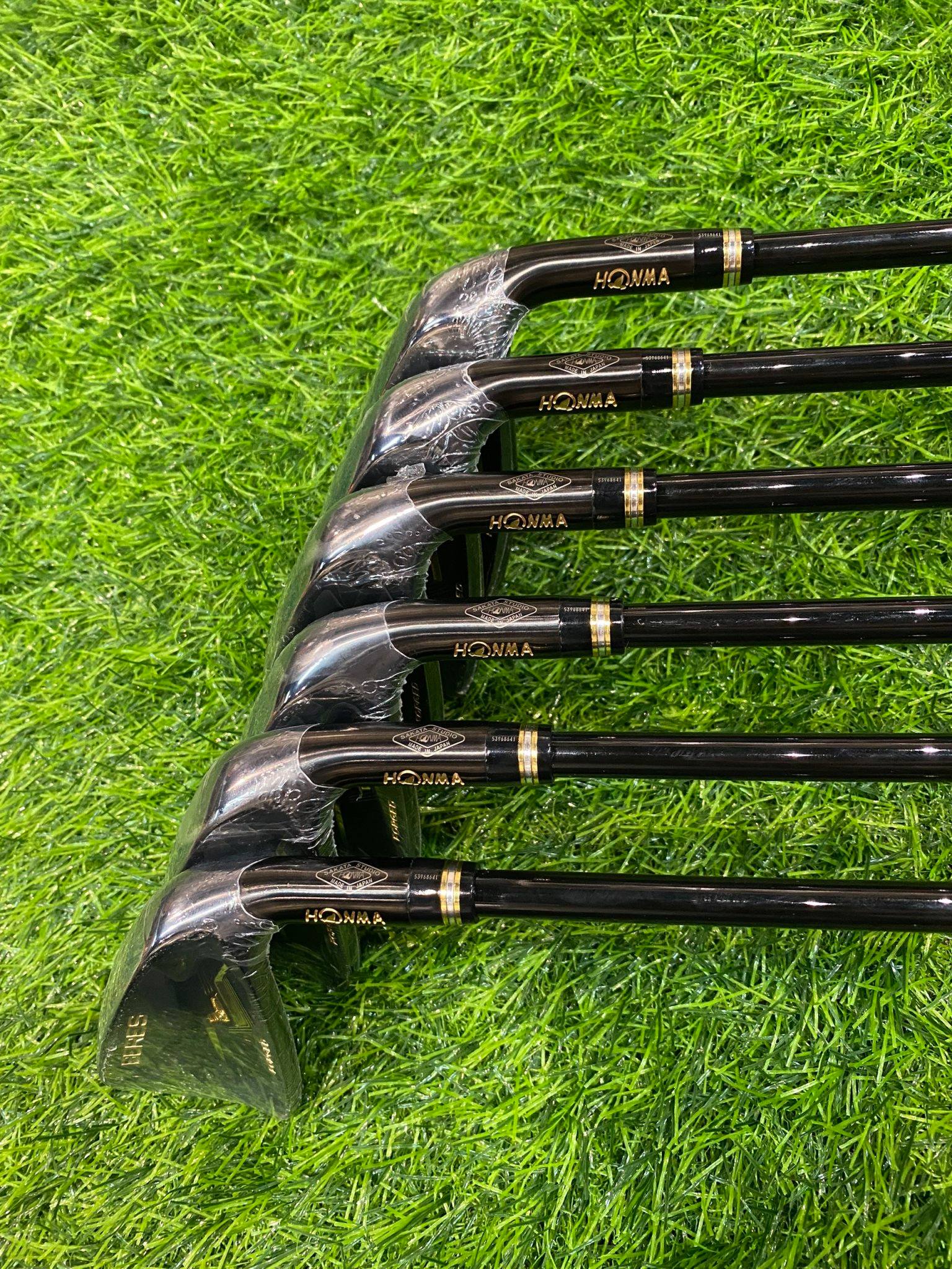 Bộ sắt Honma Beres Black 2022 ARMRQ 6-11 Cán Mềm SR