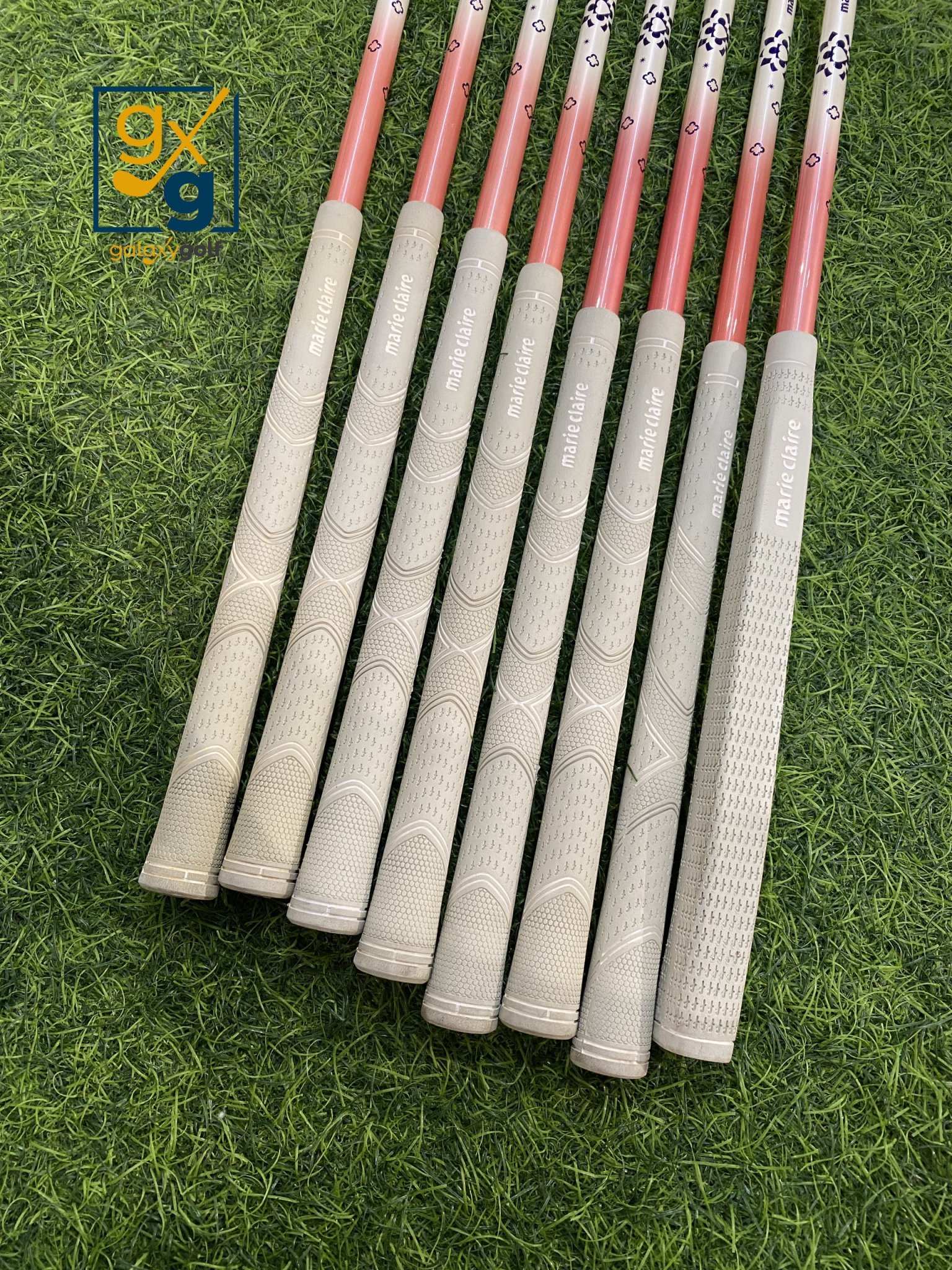 Bộ Gậy Nữ Cơ Bản Marie Claire 8 Gậy Kèm túi