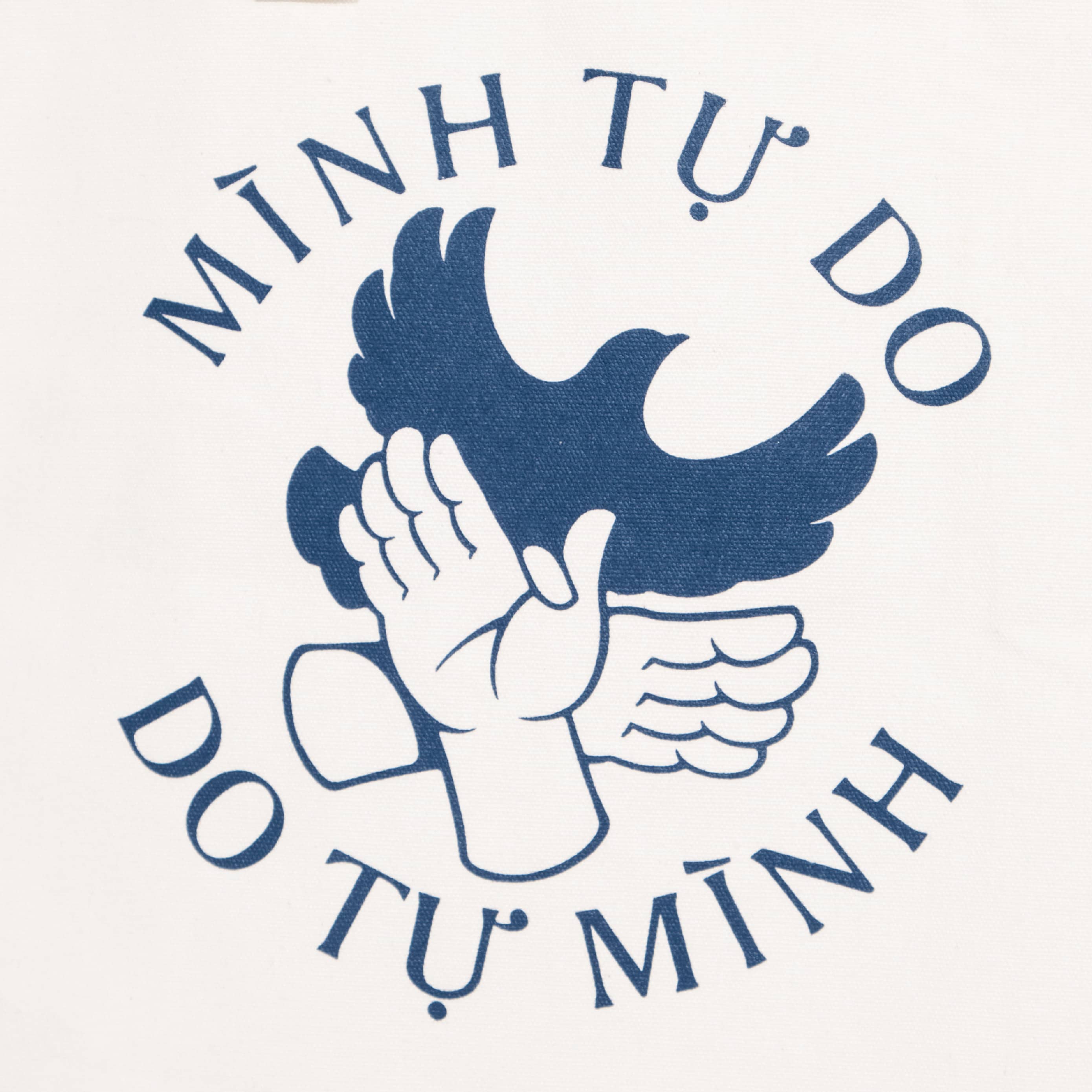 Túi xách tote TỐT Tự Do