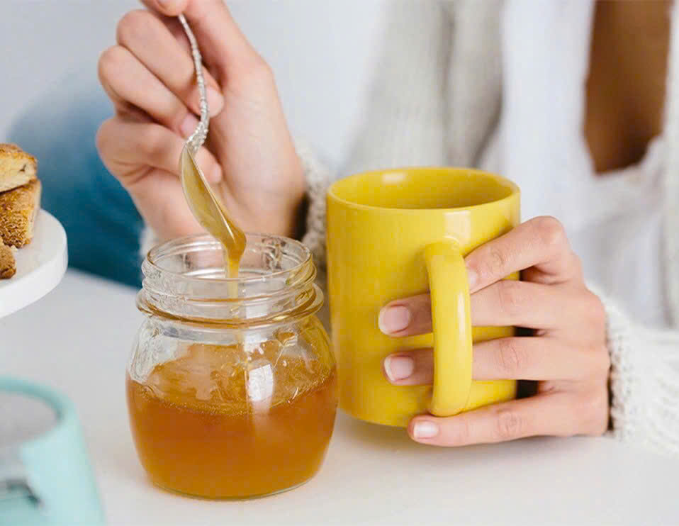 Có Nên Uống Mật Ong Mỗi Ngày? Lợi Ích Và Lưu Ý Khi Sử Dụng