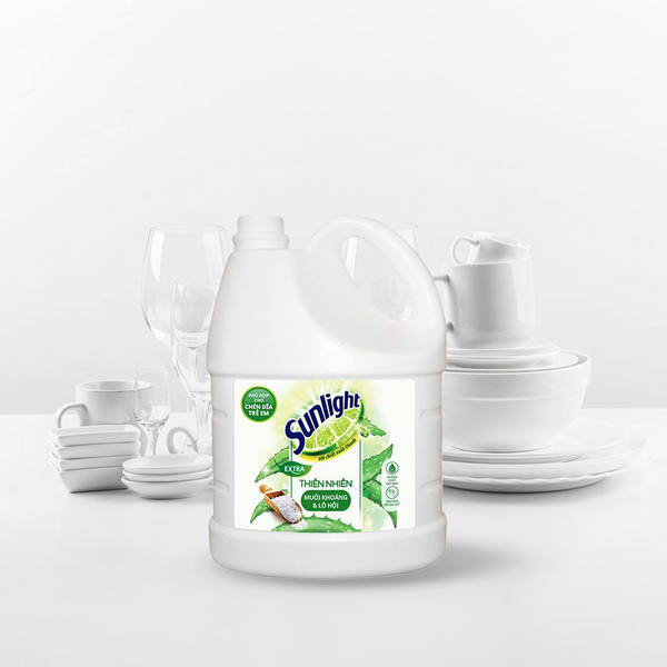 Nước rửa chén Sunlight thiên nhiên - Can Nước rửa chén Sunlight thiên nhiên - Can