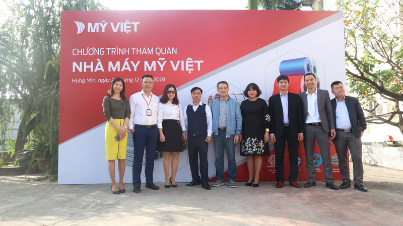 Hân hoan chương trình tham quan nhà máy tôn thép Mỹ Việt