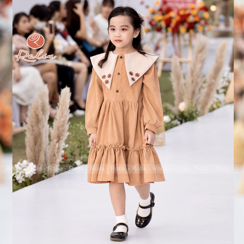 Set chân váy chất xốp sóng kèm áo form croptop kiểu tay bồng CHIBEST HSB88   MixASale