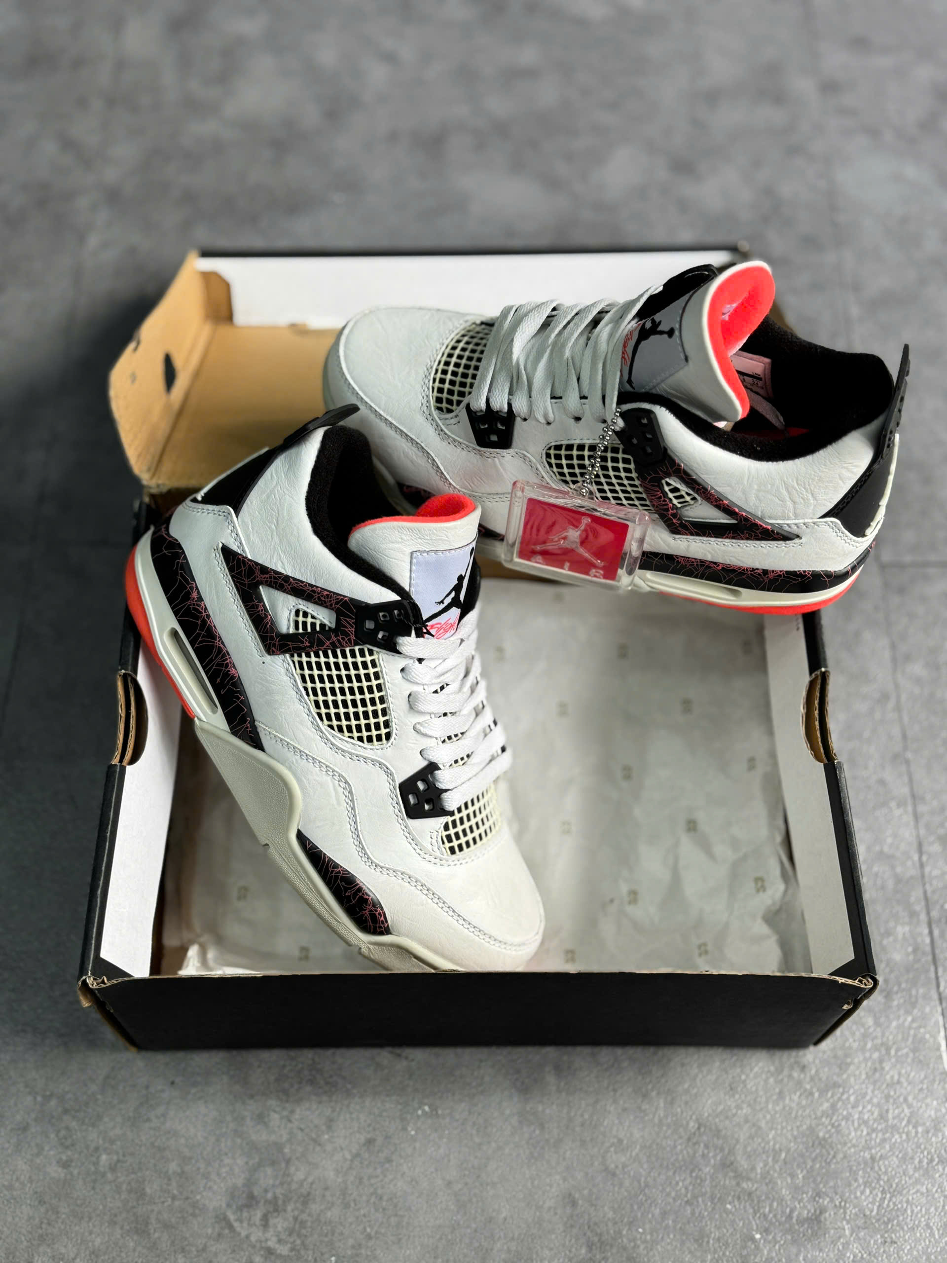 Chính hãng Nike Air Jordan Retro ‘Pale Citron’ 308497-116