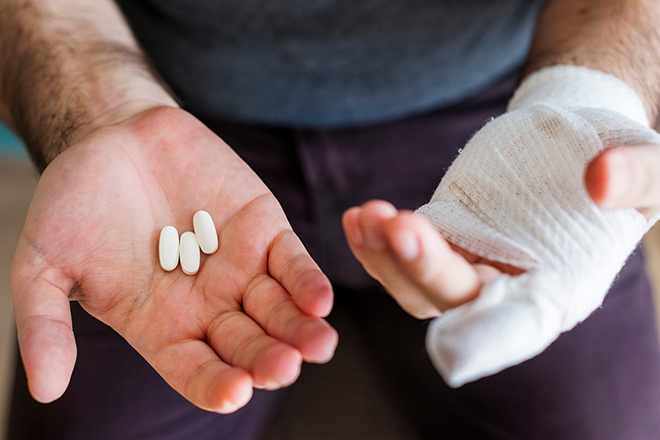 Những loại thuốc và dụng cụ y tế nhất định phải có trong tủ thuốc gia đình