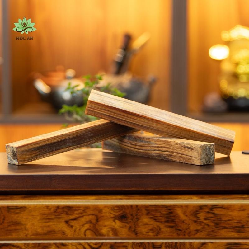 Phôi Gỗ Hoàng Đàn Tuyết Lạng Sơn Chìm Thấu Quang