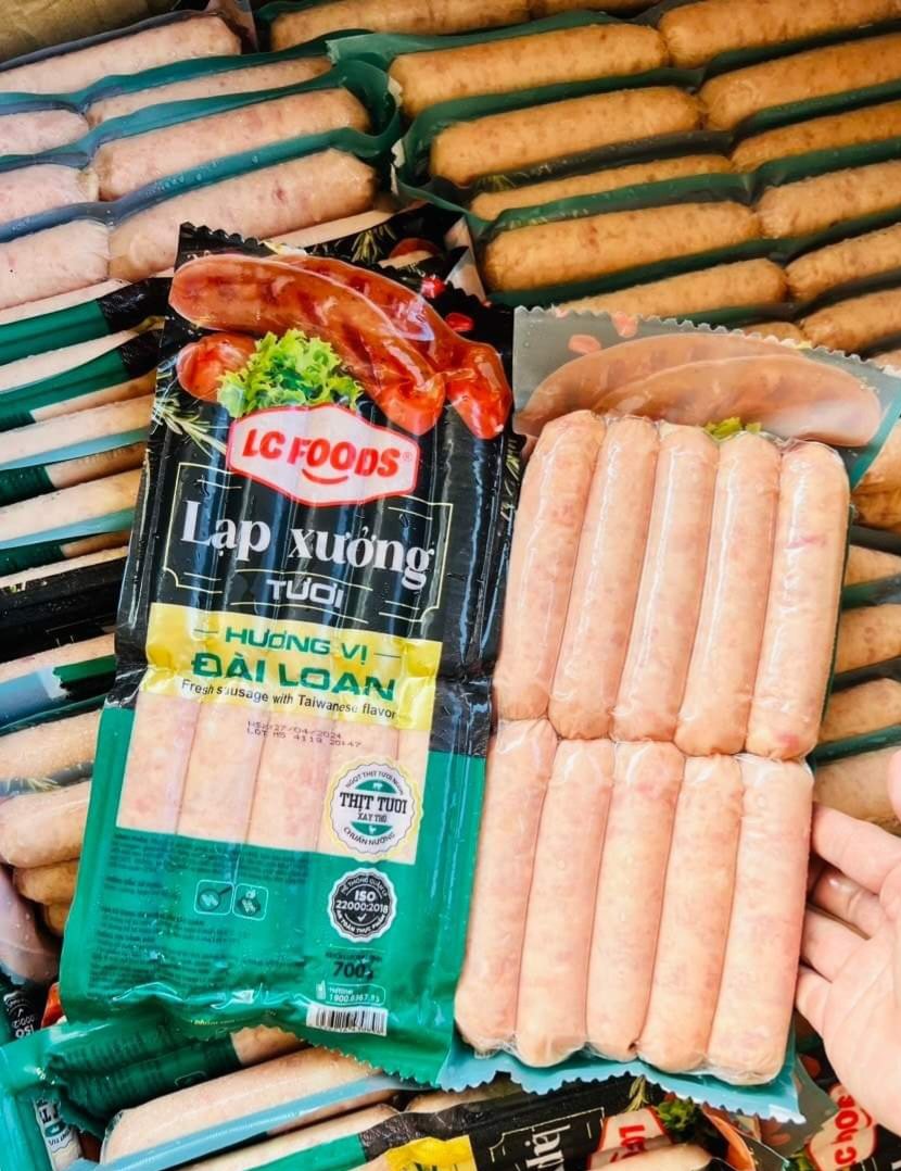 Lạp Xưởng Đài Loan LACUSINA - 700gr (10cây)