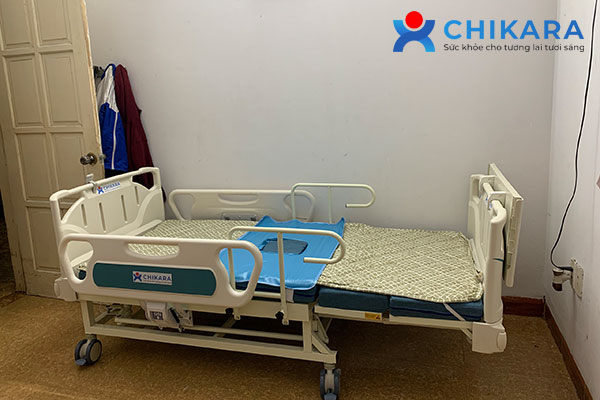 Bàn giao giường y tế cho khách hàng tại Cẩm Thành Cẩm Phả Quảng Ninh