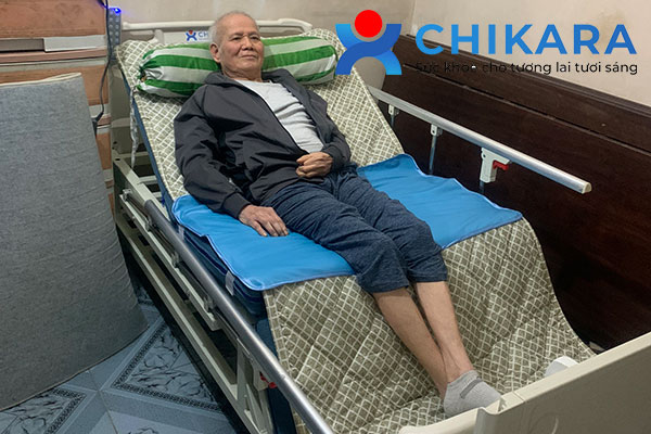Bàn giao giường y tế cho khách hàng tại Đông Anh Hà Nội