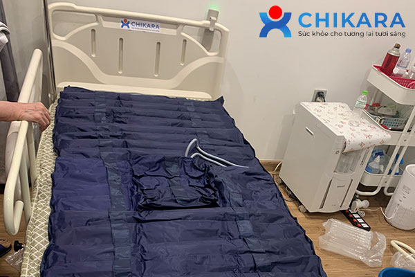 Bàn giao giường y tế cho khách hàng tại VinCom Liễu Giai Hà Nội