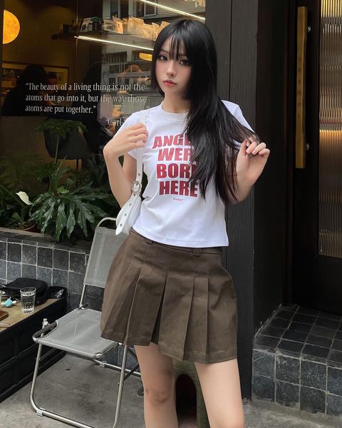 SLOGAN BABY TEE
