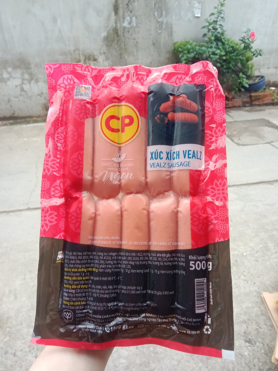 Xúc xích Vealz CP 500g 10 cây