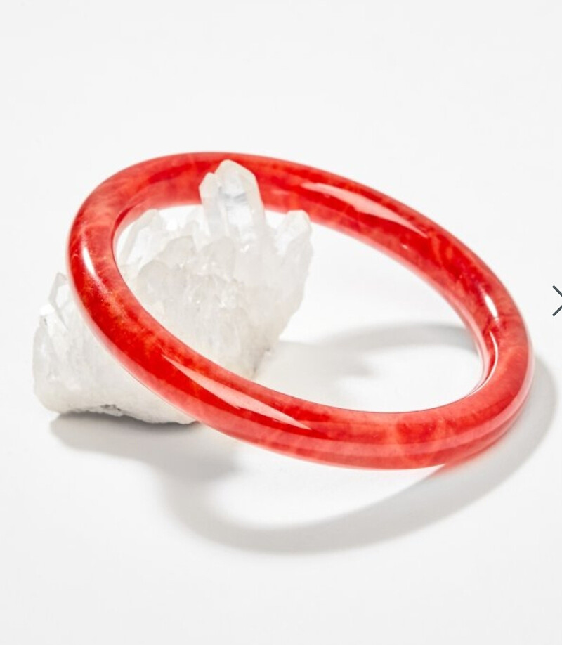 Cẩm thạch huyết đỏ​ - Tượng trưng cho sự thịnh vượng, quyền lực 