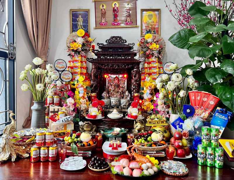 Chuẩn bị mâm cúng đầy đủ giúp bạn thể hiện lòng thành kính