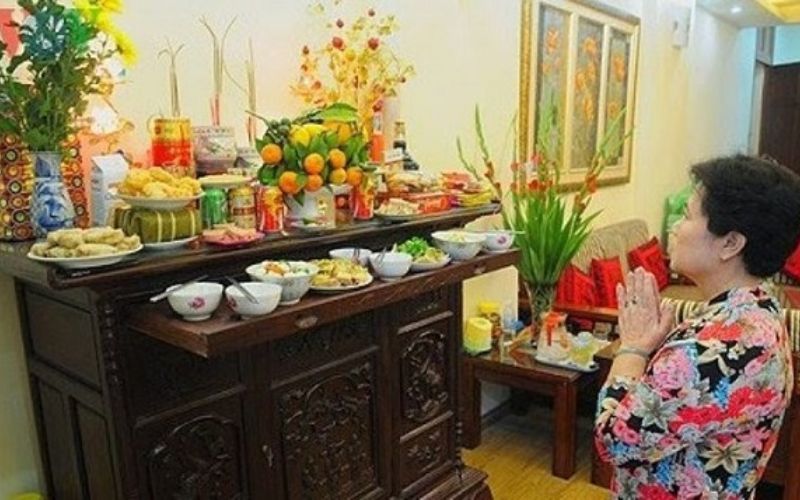 Bài văn khấn cúng thần tài chuẩn chỉnh cho gia chủ