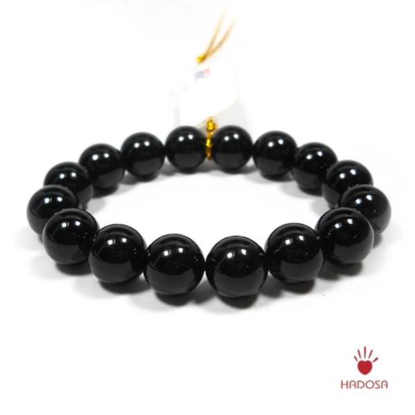 Đá tourmaline sắc đen giúp loại bỏ năng lượng tiêu cực
