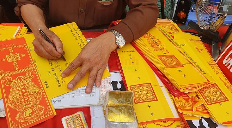 Viết Sớ Đốt Vàng Mã: Hướng Dẫn Chi Tiết và Ý Nghĩa Tâm Linh
