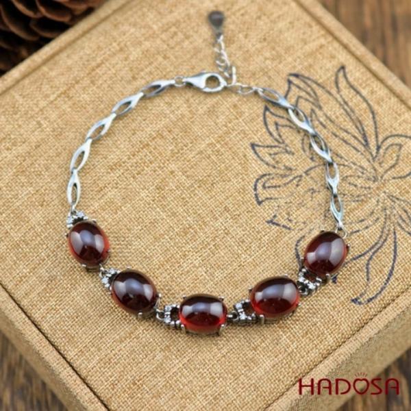 Lắc tay đá Garnet bạc cao cấp tại HADOSA