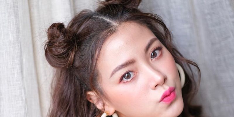 Cách thay đổi dáng lông mày sao chổi