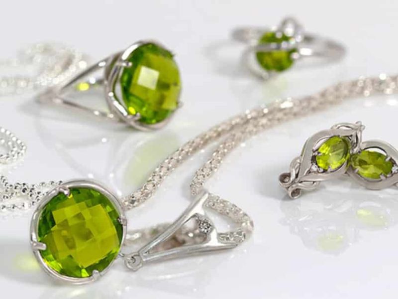 Những thiết kế trang sức Peridot độc đáo và tinh tế