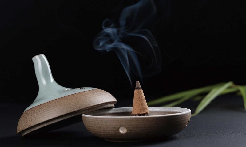 Phân biệt nụ trầm thật giả