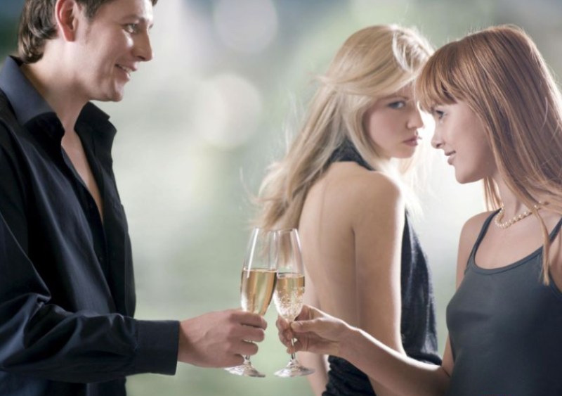 Tìm hiểu đôi nét về người có số đào hoa 